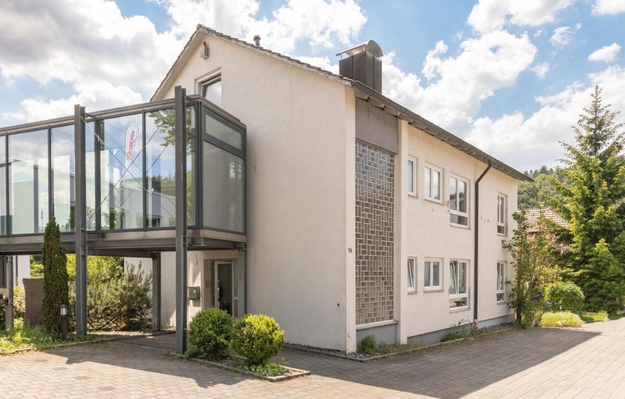 Unique: Geraeumige 4 Zimmerwohnung In Tuttlingen Mit Sauna, Fitness Und Netflix Og Exterior photo